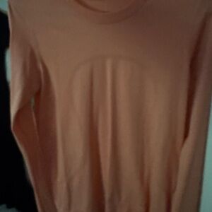 Orange Lululemon Swiftly sz 6